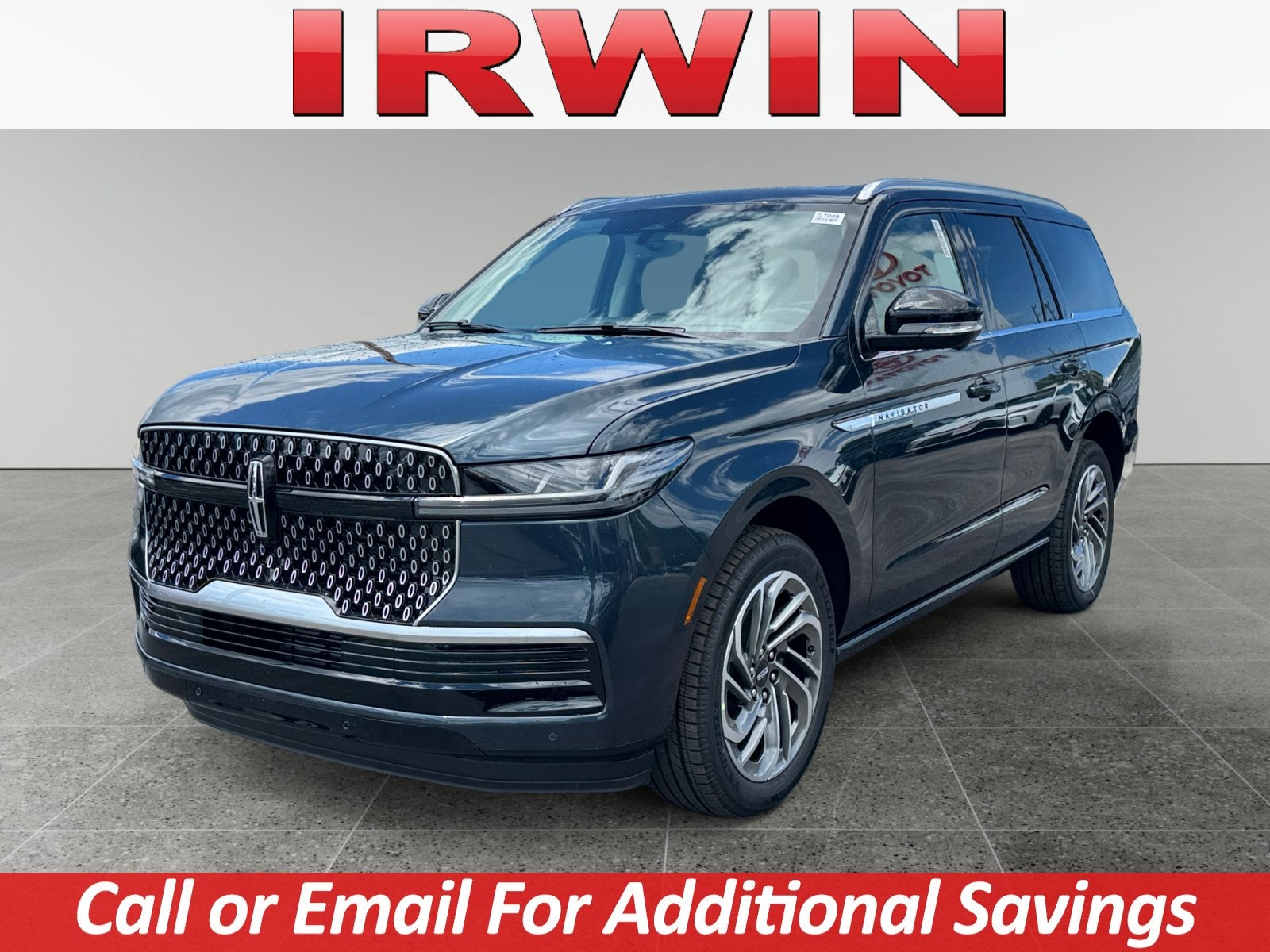 2026 Lincoln Navigator Reserve in Blue — front three-quarter view