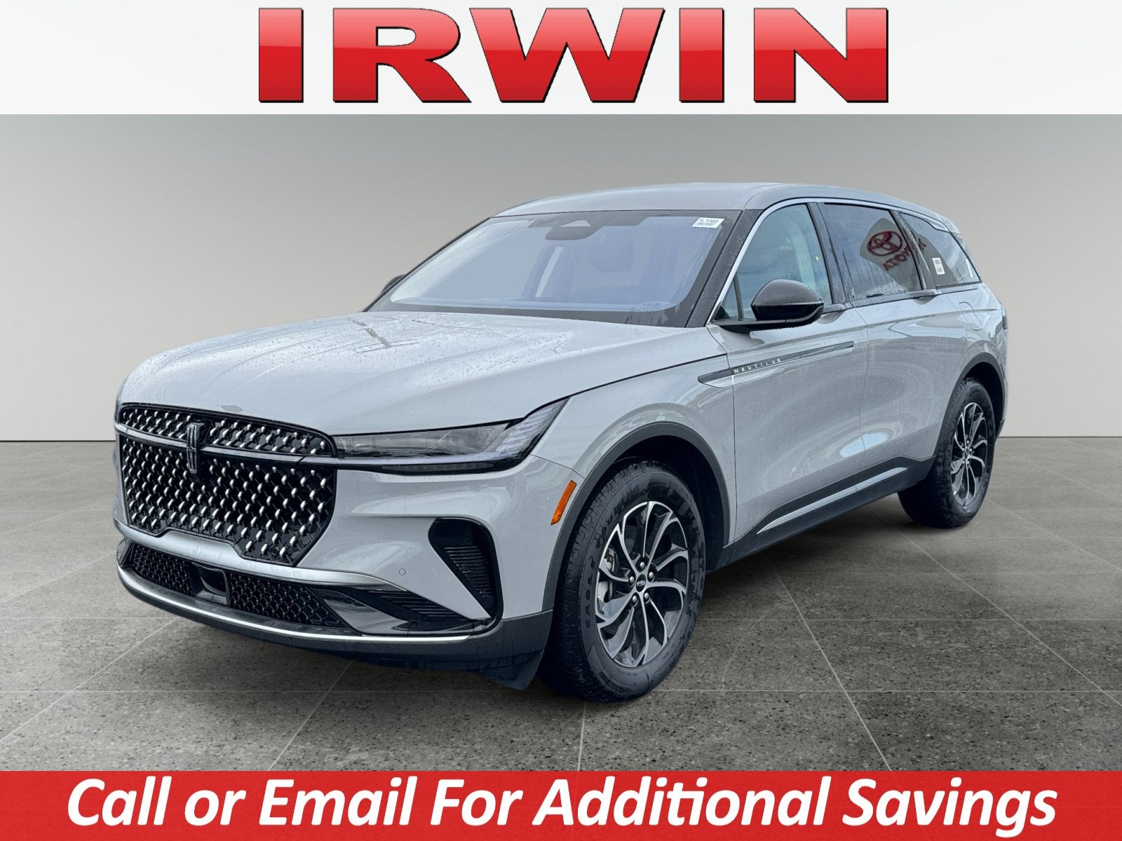 2026 Lincoln Nautilus Premiere in Gray — front three-quarter view